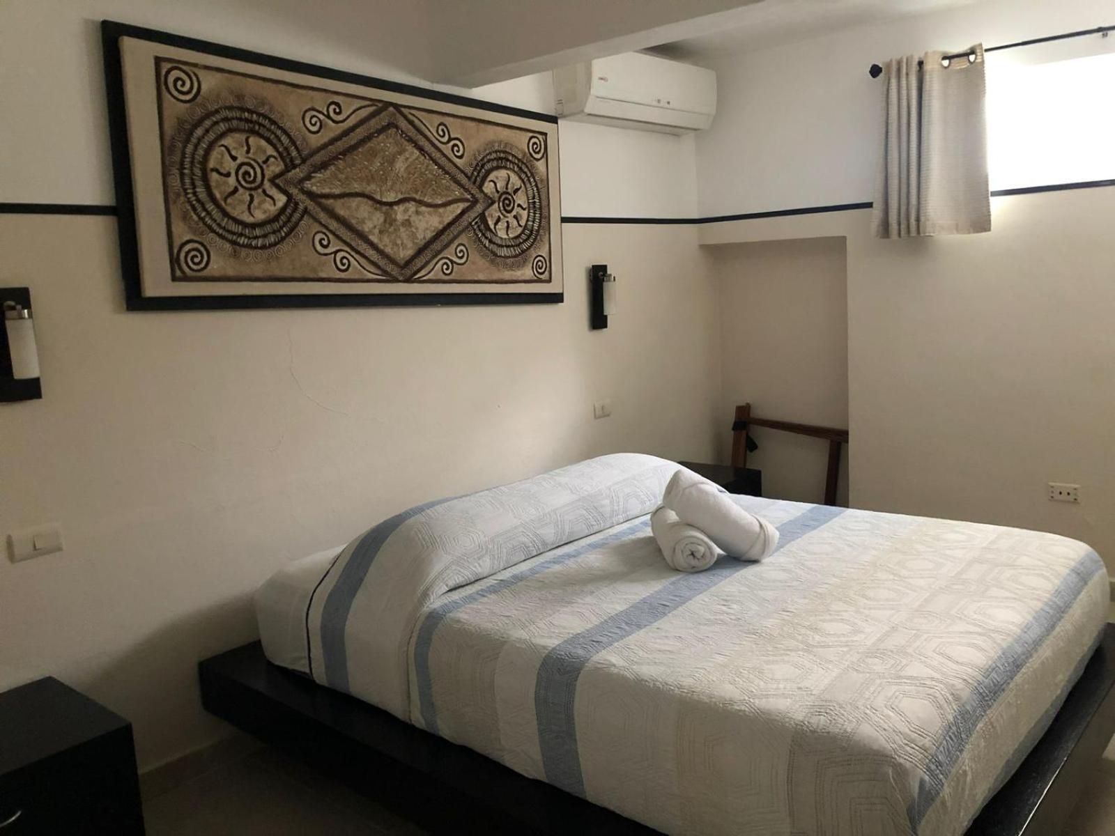 Moloch Hostel & Suites Канкун Екстер'єр фото